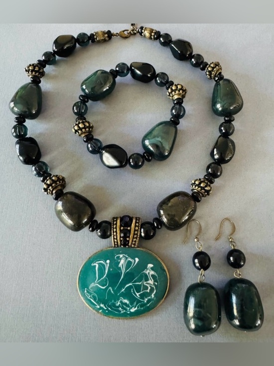 Jewelry - Jewelry Set